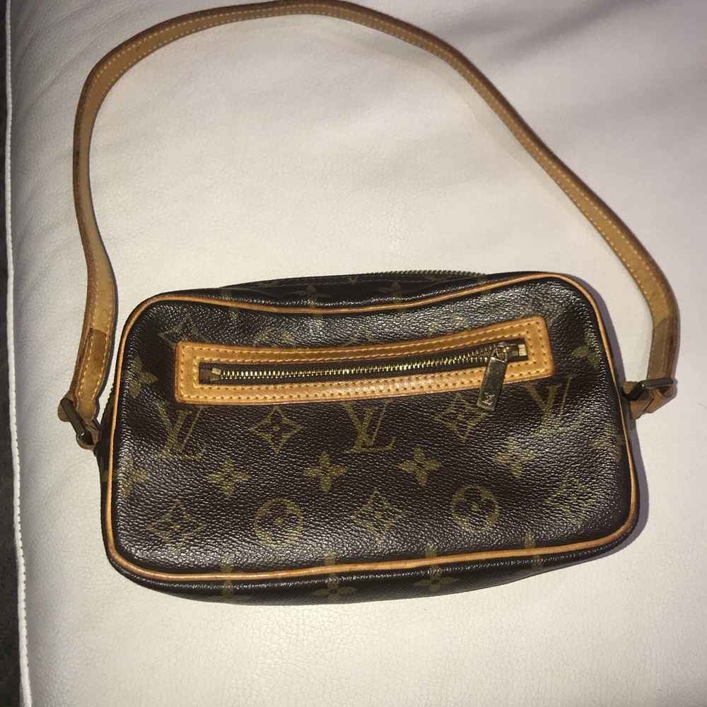 LV BAg